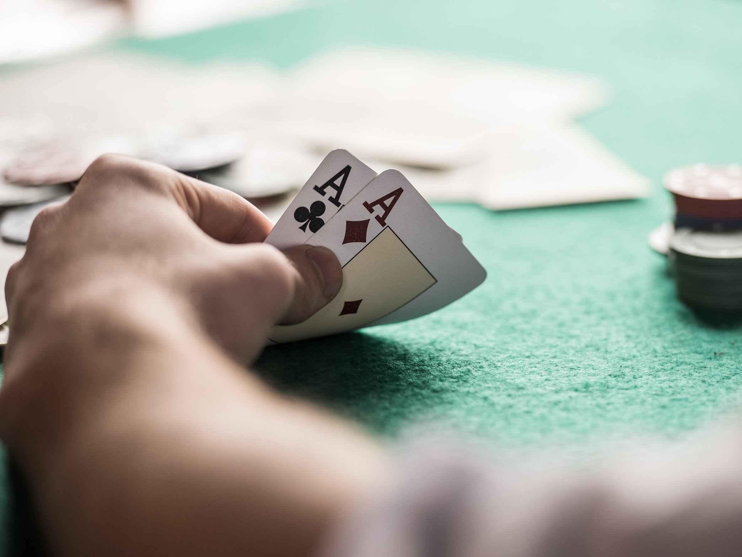 Read more about the article HISTORY OF POKER FROM ITS ORIGIN TO THE MODERN AGE